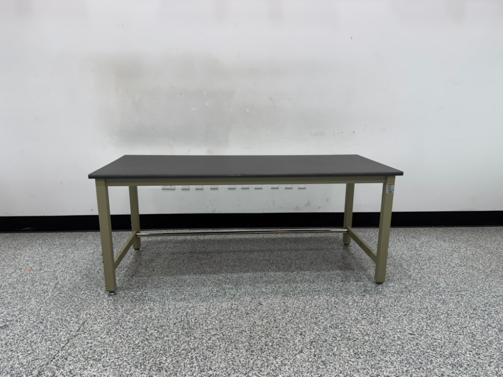 Image of 5' Laboratory Bench